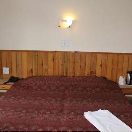 Hotel Manali Continental Ngoại thất bức ảnh