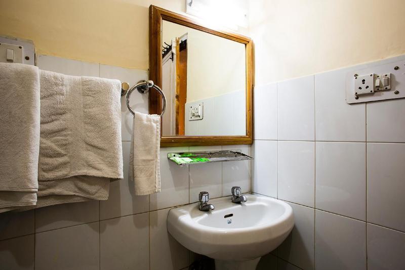 Hotel Manali Continental Ngoại thất bức ảnh